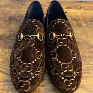GUCCI JORDAAN LOAFERS (NEVER WORN) Women’s size 38